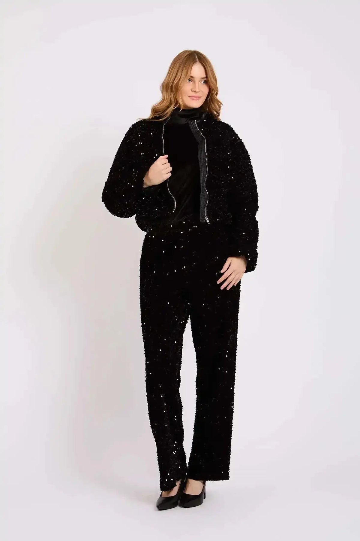 Women Regular Fit Jacket Black