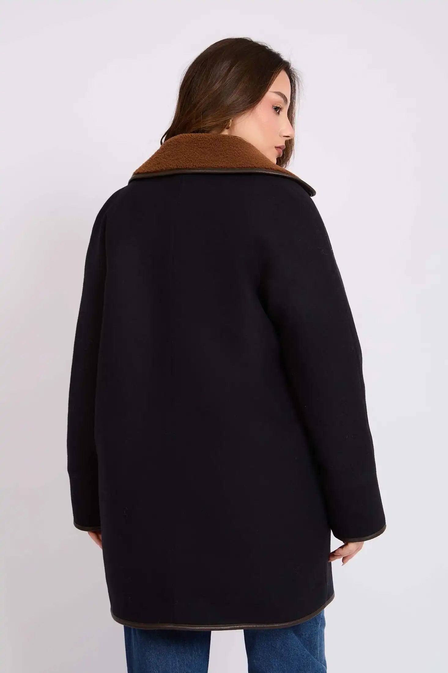 Women Regular Fit Jacket Black
