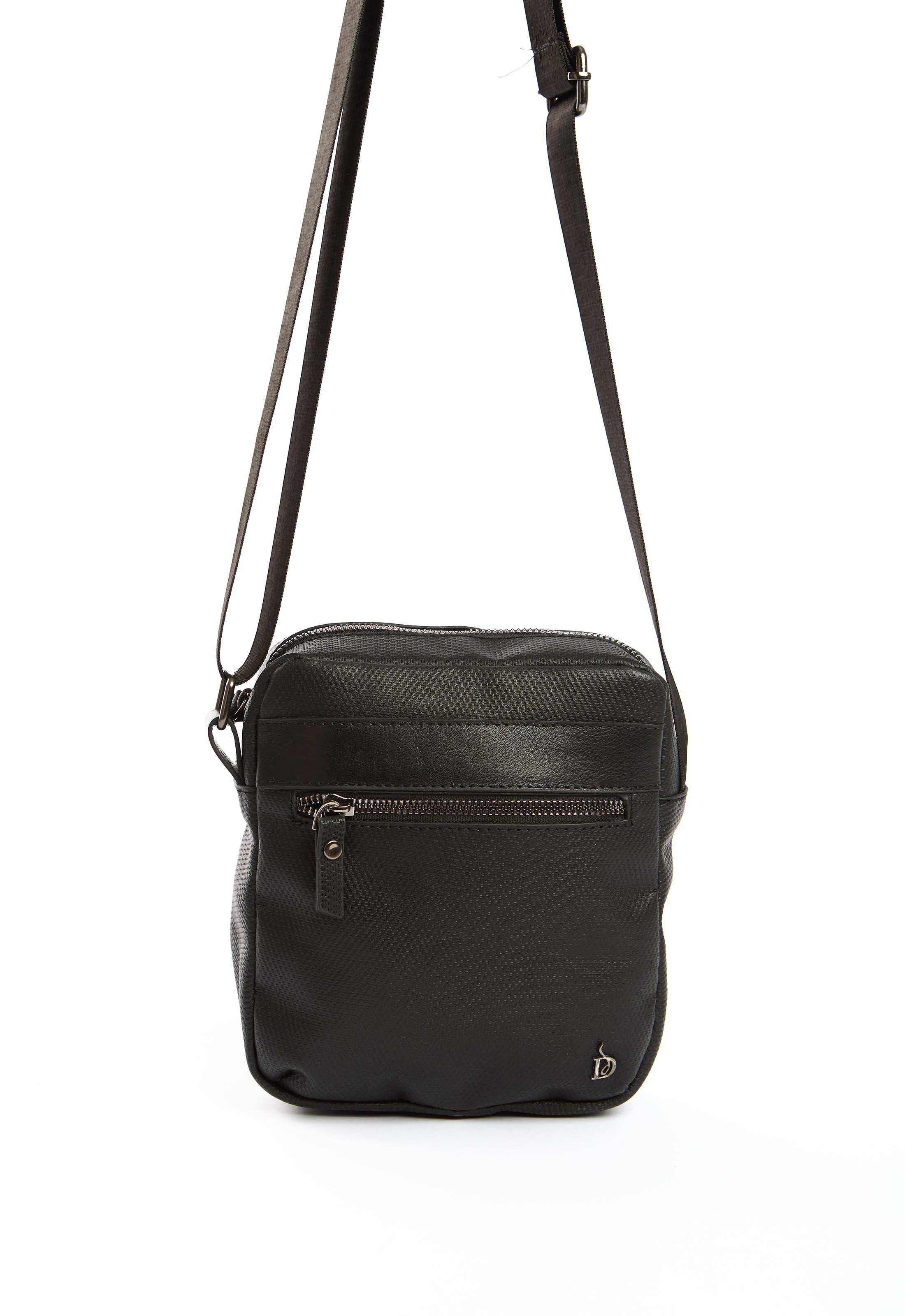 Textured Leather Zipped Crossbody Bag
