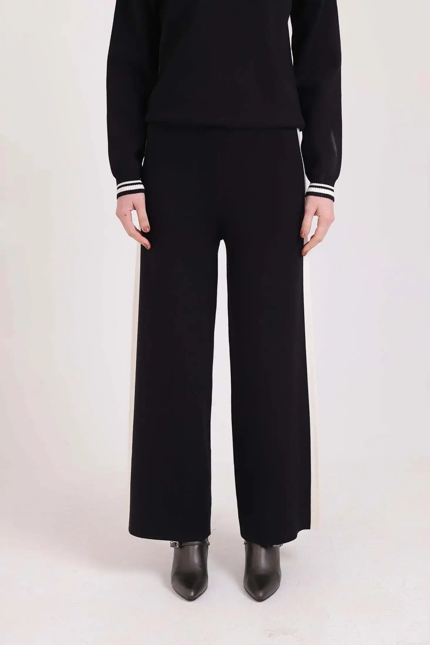 Slip On Comfy Solid Pants