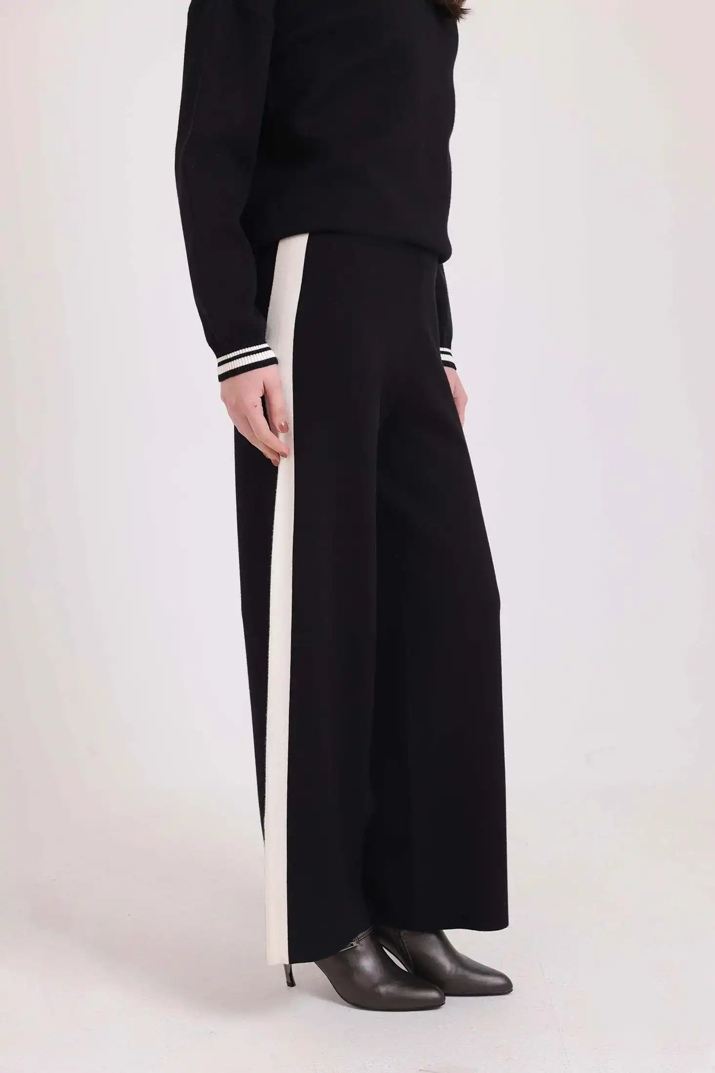 Slip On Comfy Solid Pants