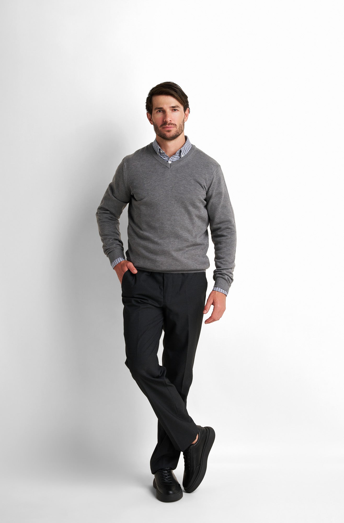V-Neck Pullover