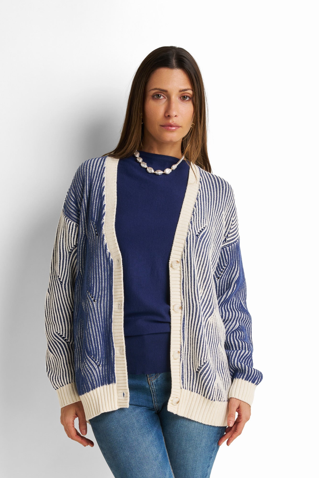 Loose-Fit V-Neck Cardigan