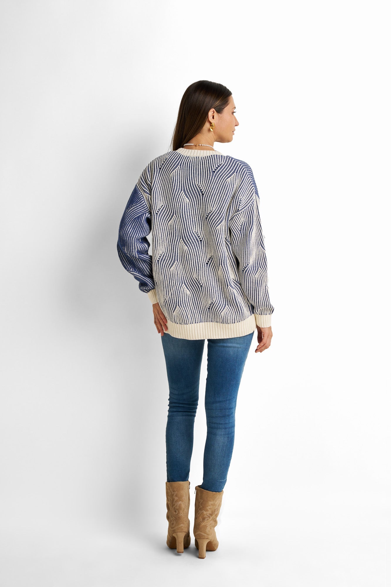 Loose-Fit V-Neck Cardigan